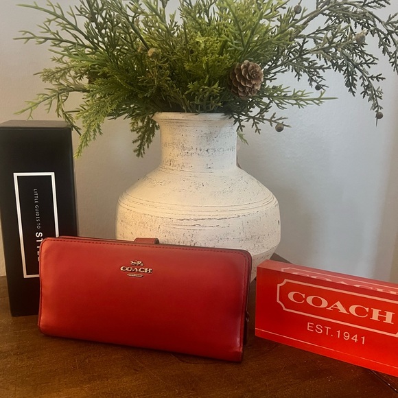 Coach Skinny Wallet - Picture 1 of 12